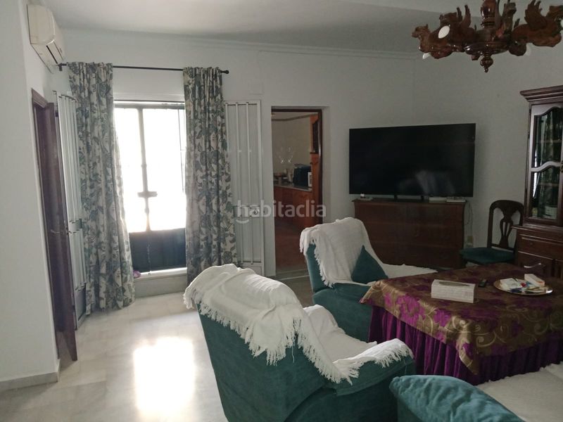 Foto 5edd97df-b293-4c7e-ac52-d60d47bf96d7. Casa adossada a Olivares