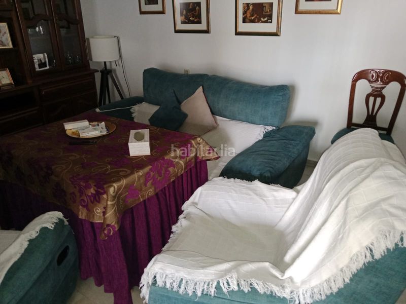 Foto 6d0be3de-fa74-444d-8487-93832ed25559. Casa adossada a Olivares