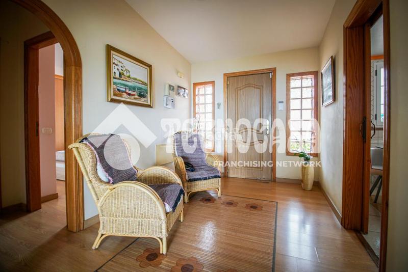 Foto 3615e929-8309-4dd5-b4fd-9d1a7cfeb97c. Casa  en venta en Santa Catalina Tacoronte