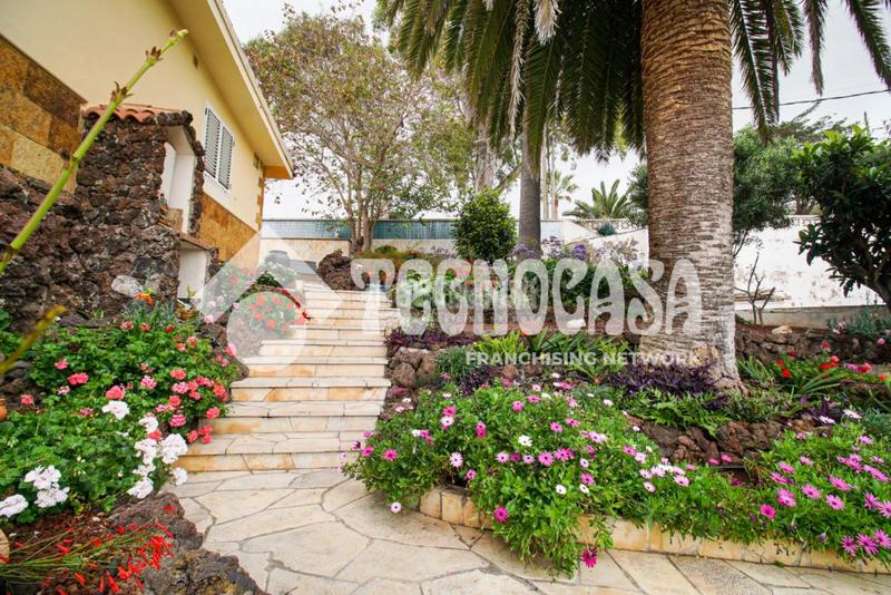 Foto 6a58eaa8-db3c-4dc8-950c-b55c47580c38. Casa  en venta en Santa Catalina Tacoronte