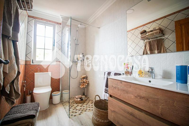 Foto 784f9c2c-c15b-444e-9665-a1d77b5bcb1d. Casa  en venta en Santa Catalina Tacoronte
