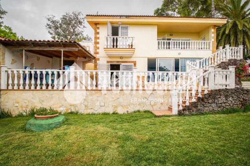 Foto ad7f715f-9849-441a-aa92-103d1a08b970. Casa  en venta en Santa Catalina Tacoronte