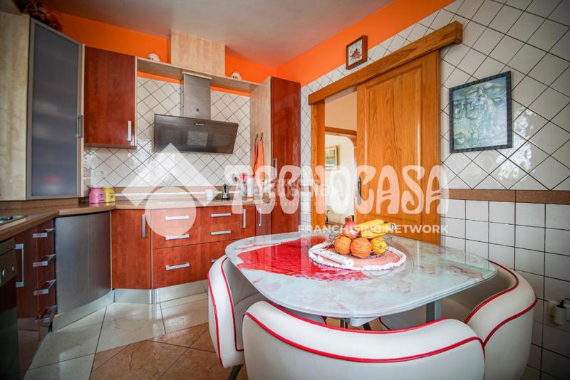 Foto c9698780-f792-4285-8db1-3f6889198e3f. Casa  en venta en Santa Catalina Tacoronte