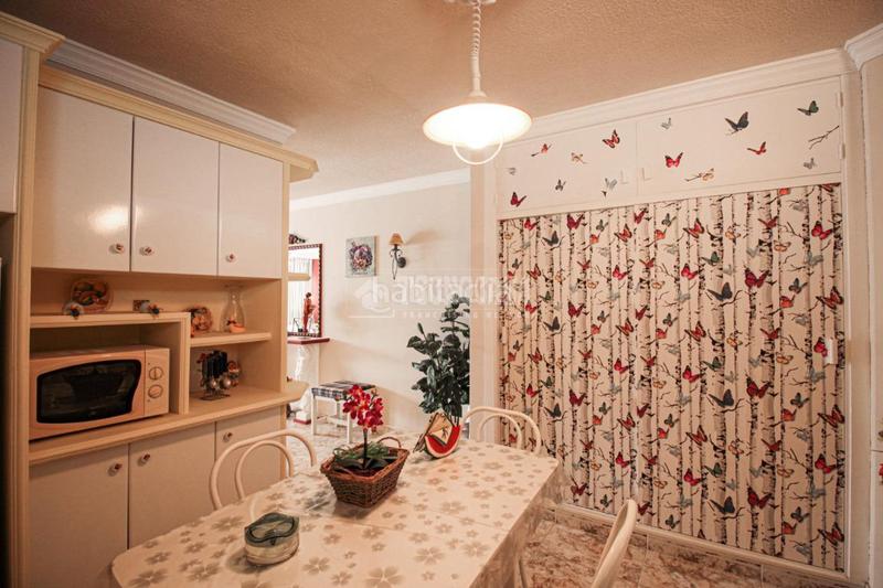 Foto abdb51cd-5e7e-424e-b443-4fa1c68bc2ed. Piso  en venta en Guayonje - Mesa del Mar Tacoronte