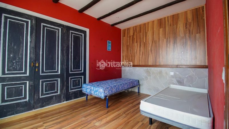 Foto 330a2cb5-74cb-4b8b-8a40-3b2b2bde9da9. Pis a Sauzal (El)