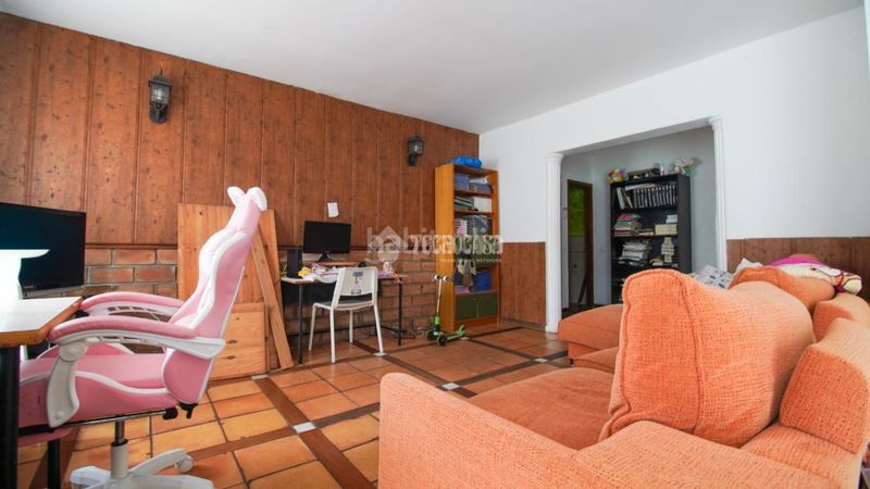 Foto cf37cf5b-6721-45df-8436-4f8a8de10d39. Pis a Sauzal (El)
