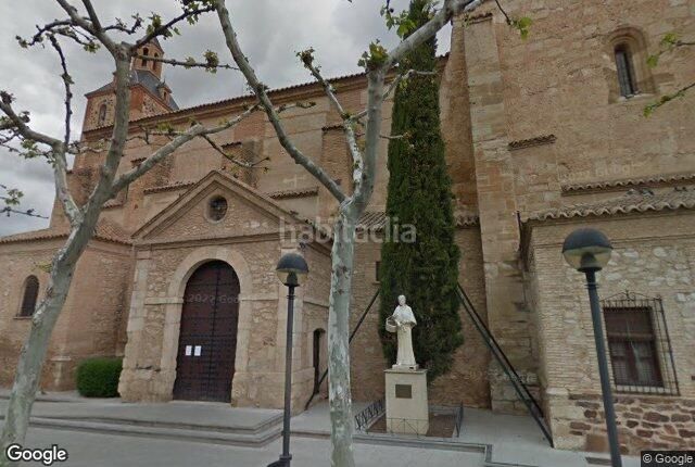 Foto a7bbe155-e05c-4ded-8746-2956687c1b63. Casa amb piscina a Miguelturra