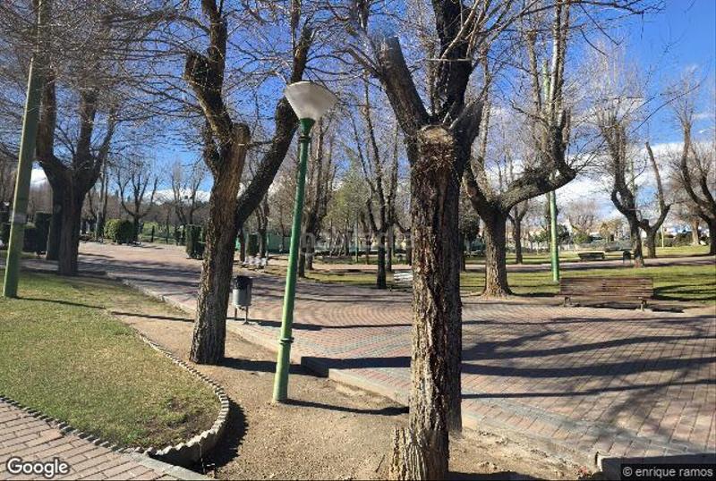 Foto 97ac07d5-81e7-4c97-a2e1-32984980030f. Reihenhaus mit parking in Yuncos