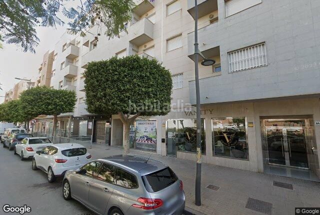 Foto 446fead9-d1aa-4c4f-b72c-dcdb980b4e67. Pis amb aparcament a Plaza de la Luz Ejido (El)