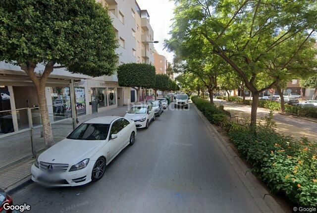 Foto 4d95419e-b293-439e-95f3-a5d6b1b259fd. Pis amb aparcament a Plaza de la Luz Ejido (El)