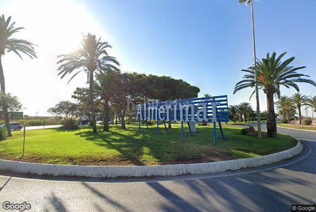 Foto 314fa552-89e1-4b74-b950-872ed1f155cb. Pis a Almerimar Ejido (El)