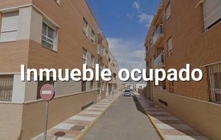 Pis a CL PATERNA DEL RIO (R)