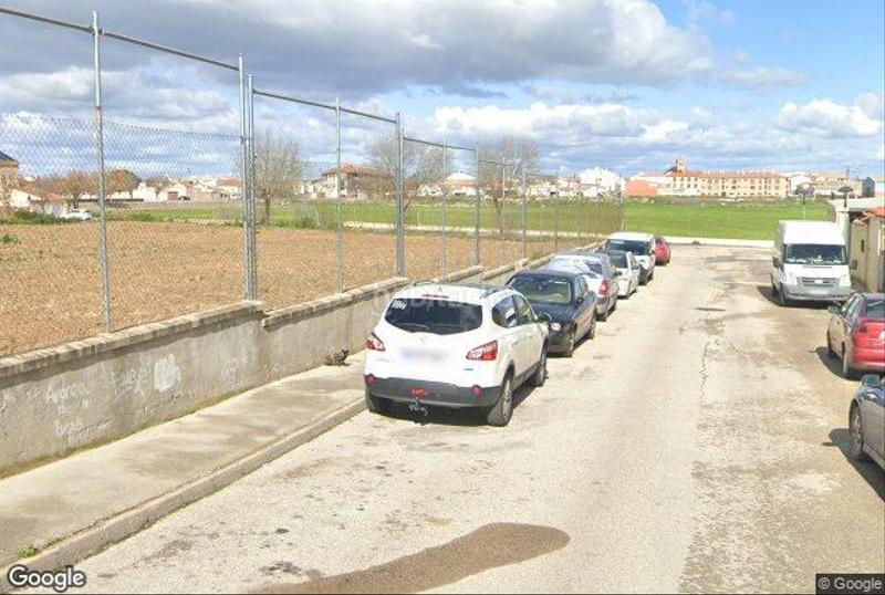 Foto d6e6fd7e-d190-4485-a574-394ffb7a12da. Casa adosada en Magán