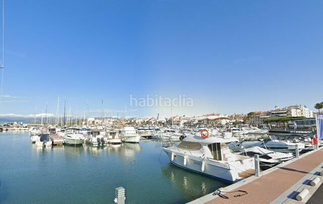 Foto 784defde-9b07-49b7-a325-012616c6efcf. Pis a casc antic - nou Cambrils Cambrils