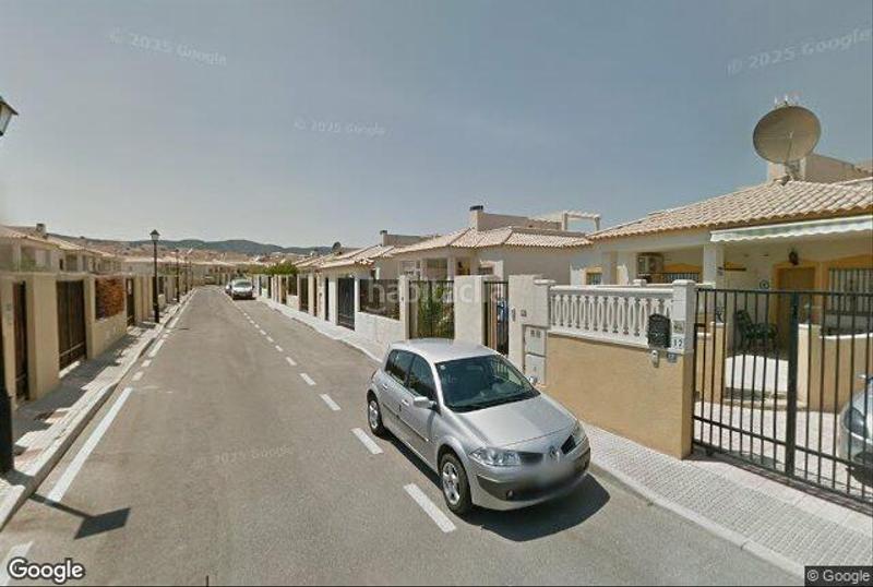 Foto 9d7536b4-bc6b-4c75-b73d-3e2e127536d2. Semi detached house in Castalla