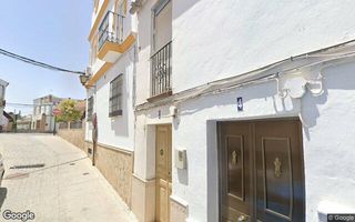 Casa adossada a CL NICOLAS RIVERA
