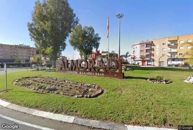 Foto ce14860d-e51b-4fab-b5a5-4773e59a050d. Pis a Almoradí