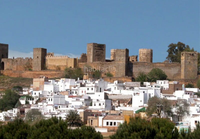 Foto a09822b7-ed6b-430e-9979-f8417300e279. Reihenhaus in La Paz Alcalá de Guadaira