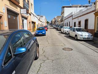 Reihenhaus  Cl manuel de falla
