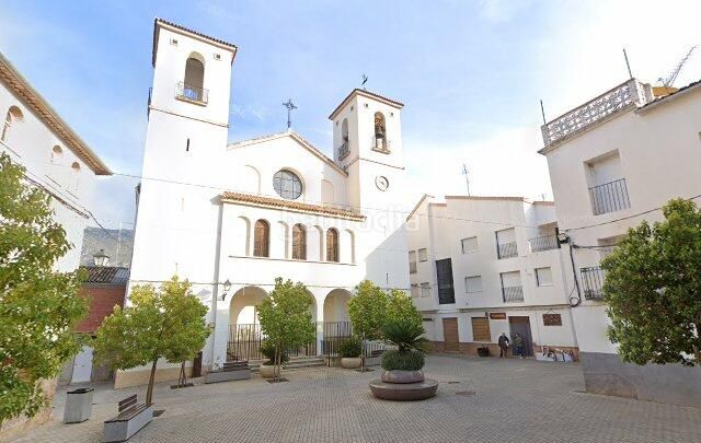 Foto 140533a4-923c-4875-9360-d84a4383acd4. Casa adossada a Orxa (l´)
