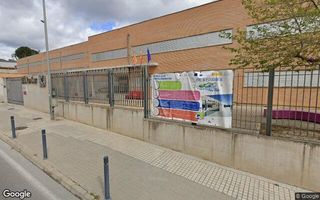 Pis  Av de vicent girones mora