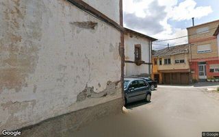 Casa adossada  Cl paga (a)   (puente dom f)