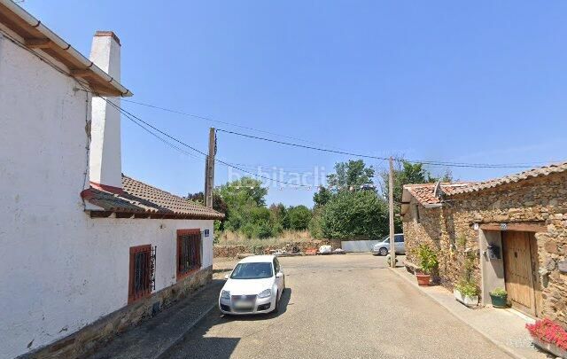Foto 53f7e3d4-2f05-4d67-9569-05d8cc34221f. Casa adossada a Valderrey