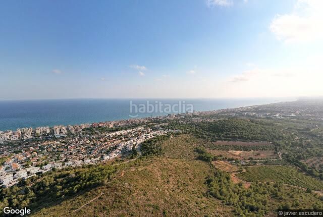 Foto ada67783-fd69-49c6-8564-0325ed34a3e2. Pis a Calafell poble Calafell