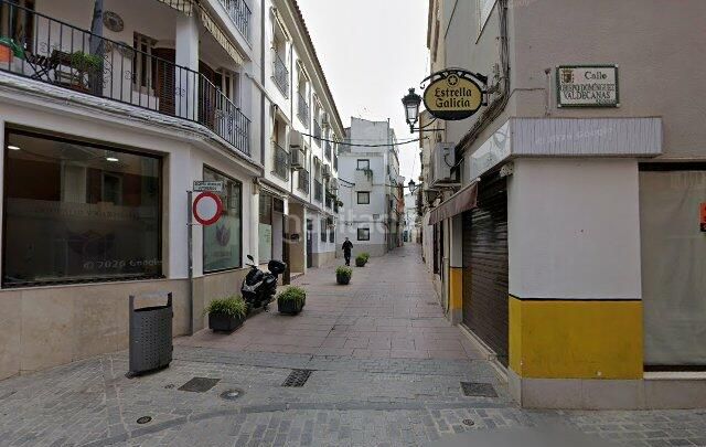 Foto a08d4940-4f3b-4bf1-be6c-b3f3a03d1cbb. Pis a Centro Lucena