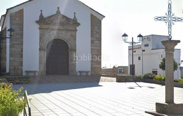 Foto a2cceeb6-ab8d-4ce7-84c1-a9b3b7624fd0. Pis a Dos Torres