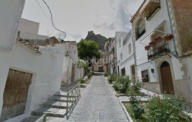Foto b1e34eb5-2d89-4925-bb32-16b58c35f0ad. Casa adossada a Albánchez de Úbeda