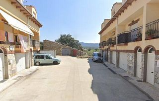 Casa adossada a CL LANCHARES B
