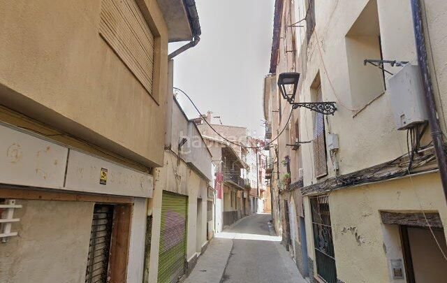 Foto e0e8878c-b42a-48b3-bc44-d76c36298f1b. Pis a Berga