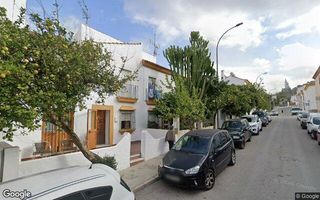 Reihenhaus  Av independencia de la
