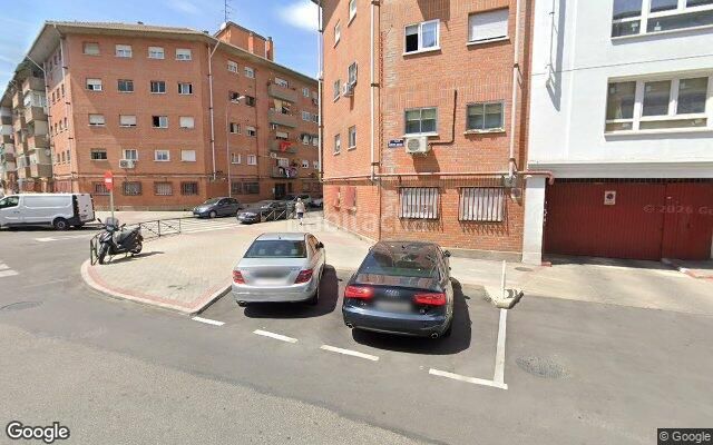 Foto d35c2b05-0c4d-4e10-b627-290bff8a95c4. Pis a Villaverde Alto Madrid