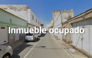 Flat  Calle cochafisco  bajo b