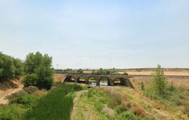 Foto 9c85010a-c4f7-42ed-b59e-2ff6fe56d17e. Pis amb aparcament a Albuera (La)