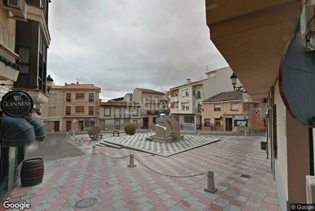 Foto af02e2db-a36d-4092-ac17-9e69bfa31df9. Aparcament cotxe a Yébenes (Los)