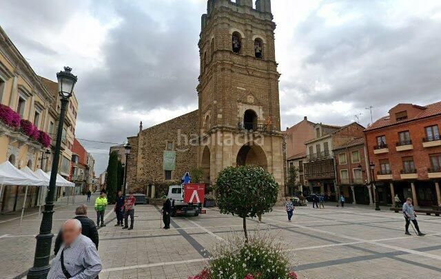 Foto 6568bef9-7fce-4bb4-be26-bce6c41ce247. Aparcament cotxe a Bañeza (La)