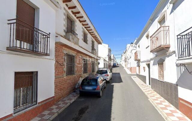 Foto 98f779a7-0df5-4a69-a536-d554b84cb560. Casa amb aparcament a Guarromán