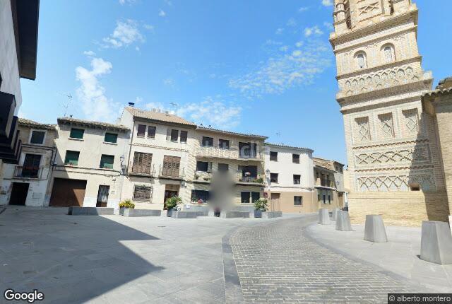 Foto 0de7d63c-1a29-4076-a8cf-fc37afd6c6da. Casa amb aparcament a Utebo