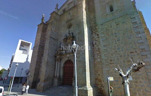 Foto bedd2694-21e0-40e4-aafb-5d76f7d28d75. Casa a Don Benito