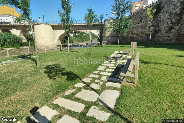 Foto 44f7273e-ebbb-43f1-9b88-414d89460b3f. Casa adossada a Puente Genil