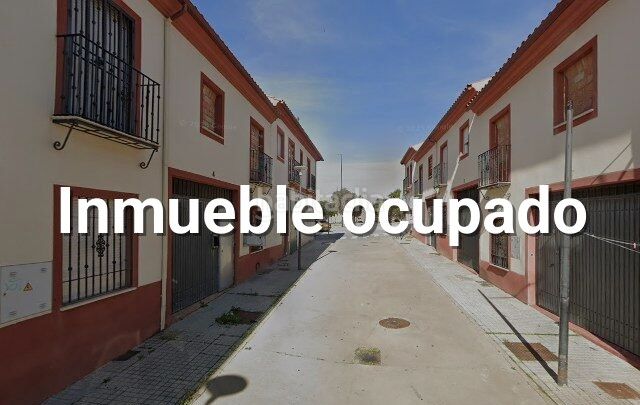 Foto 88e5d8e1-fa35-44ea-be78-c12b9f796f7e. Xalet amb aparcament a Pedro Abad