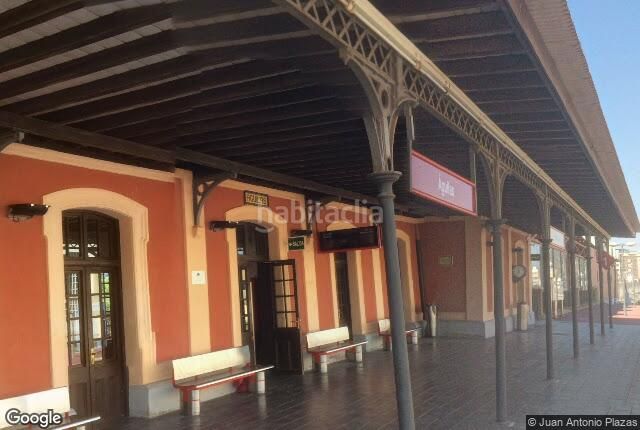 Foto 4bf709e8-e63d-4730-9974-612667ed3c0f. Pis a Casco Antiguo Águilas