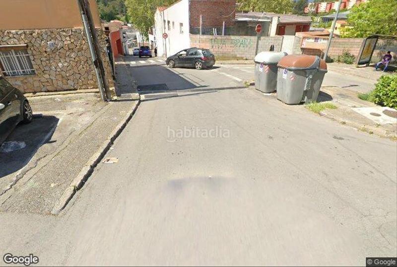 Foto d5d3ab29-f3a4-4781-a0fc-27bd20ffb195. Pis a Vila - roja Girona