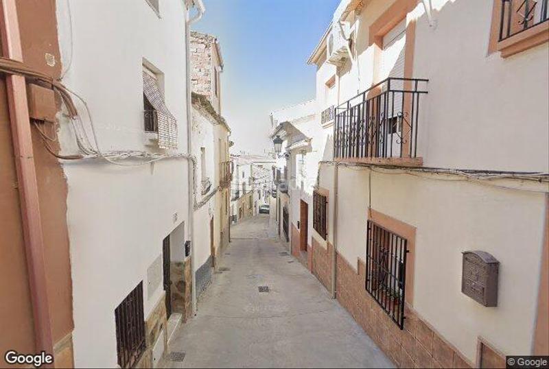 Foto b553d40b-951b-457b-83cb-c9518bd4394b. Casa adosada en Rus