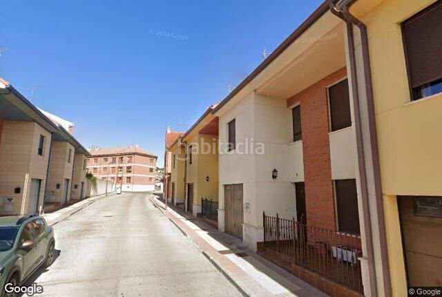 Foto a86a15f0-4287-4480-a6d9-b68ef855ffd8. Casa adosada en Íscar