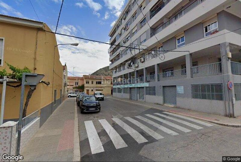 Foto 564c4c7e-b4e0-4359-bee3-128757beb69f. Piso en Petrer