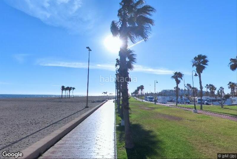 Foto e03b816e-6a1a-477d-b471-9d6eeebd41c6. Semi detached house with parking in Roquetas pueblo Roquetas de Mar